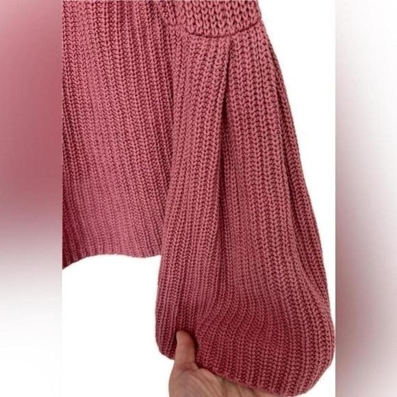 Free People XS Rose Pink Damsel Bell Sleeve V-Neck Cotton Sweater Boho Chic Knit - Picture 4 of 8